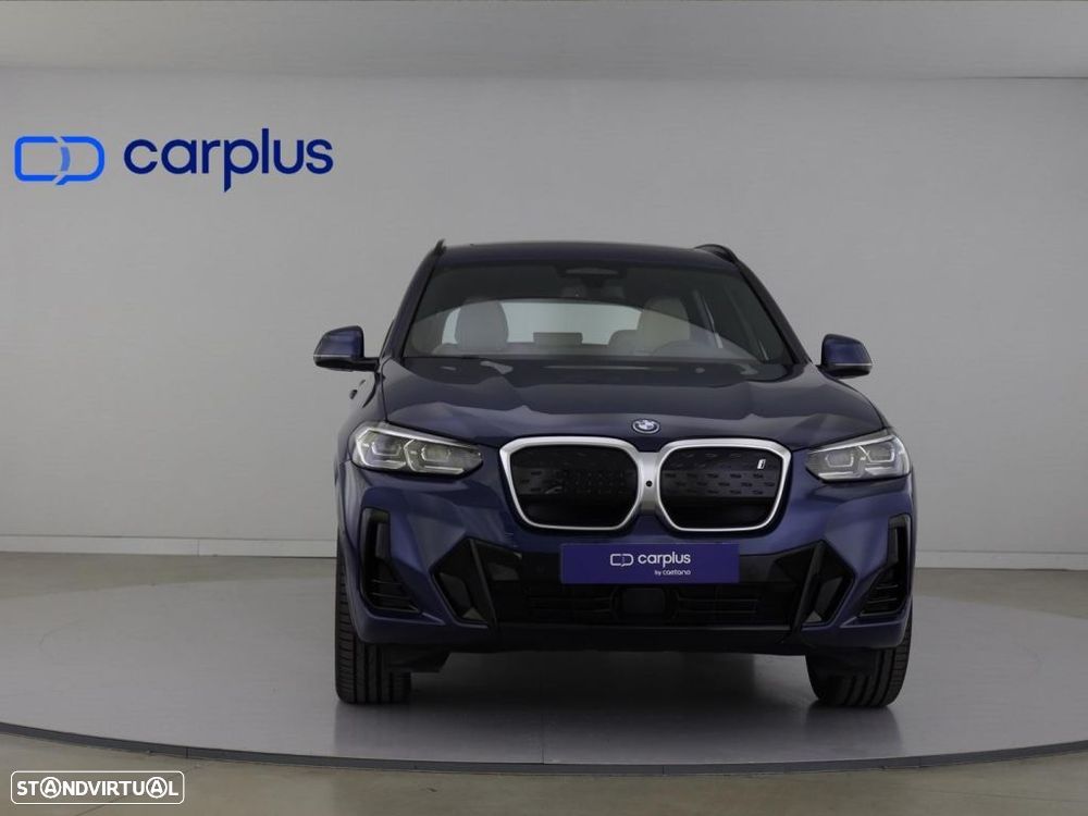 BMW iX3 M Sport Impressive — photo 3