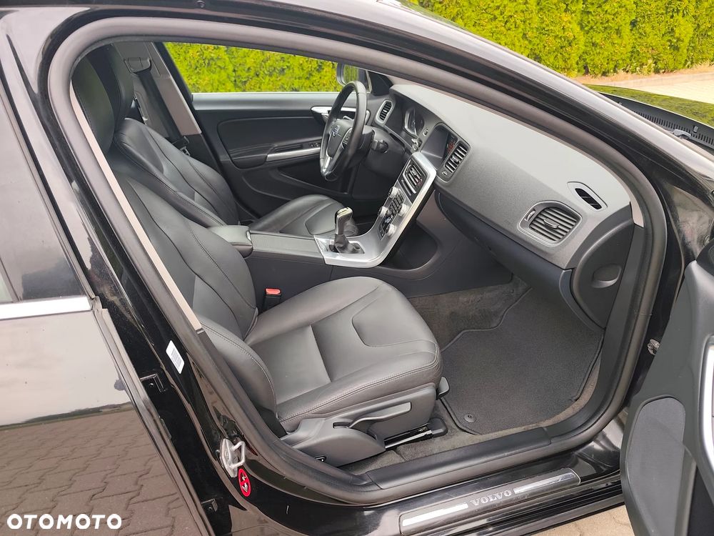 Volvo S60 D3 Summum - 23