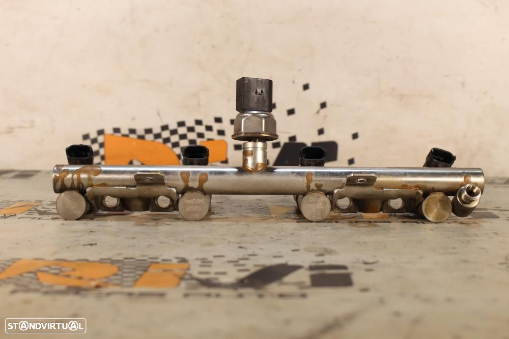 Régua / Rail De Injeção Bmw 1 (F20)  13537592426 / 7592426 / 7537319 - 5
