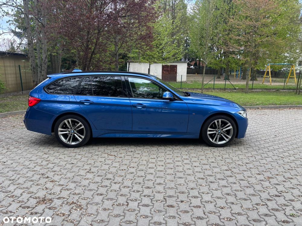 BMW Seria 3 320d xDrive - 10