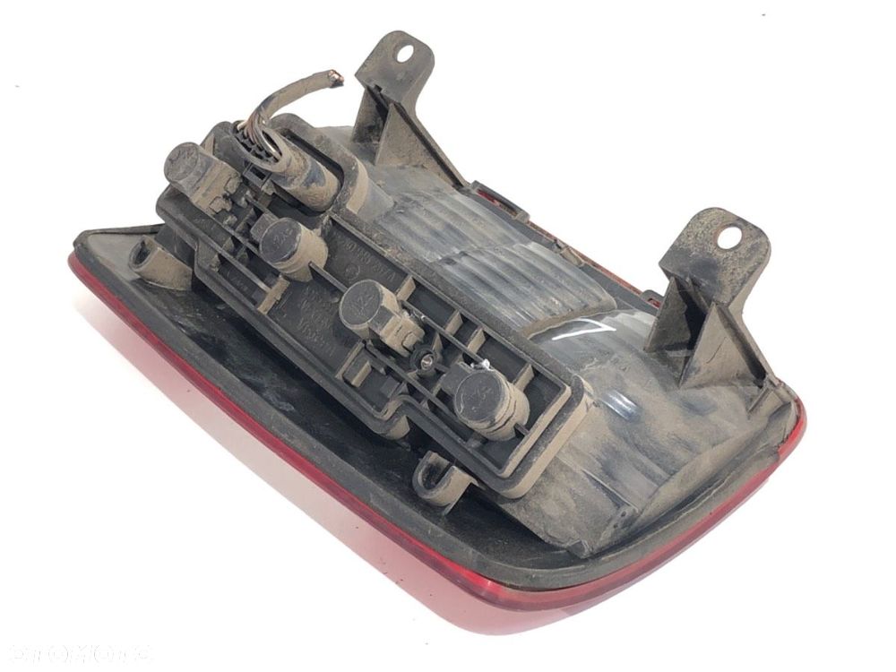 LAMPA LEWY TYŁ  VW CADDY III Nadwozie pełne/minivan (2KA, 2KH, 2CA, 2CH) 2004 - 2015 1.6 75 kW - 5