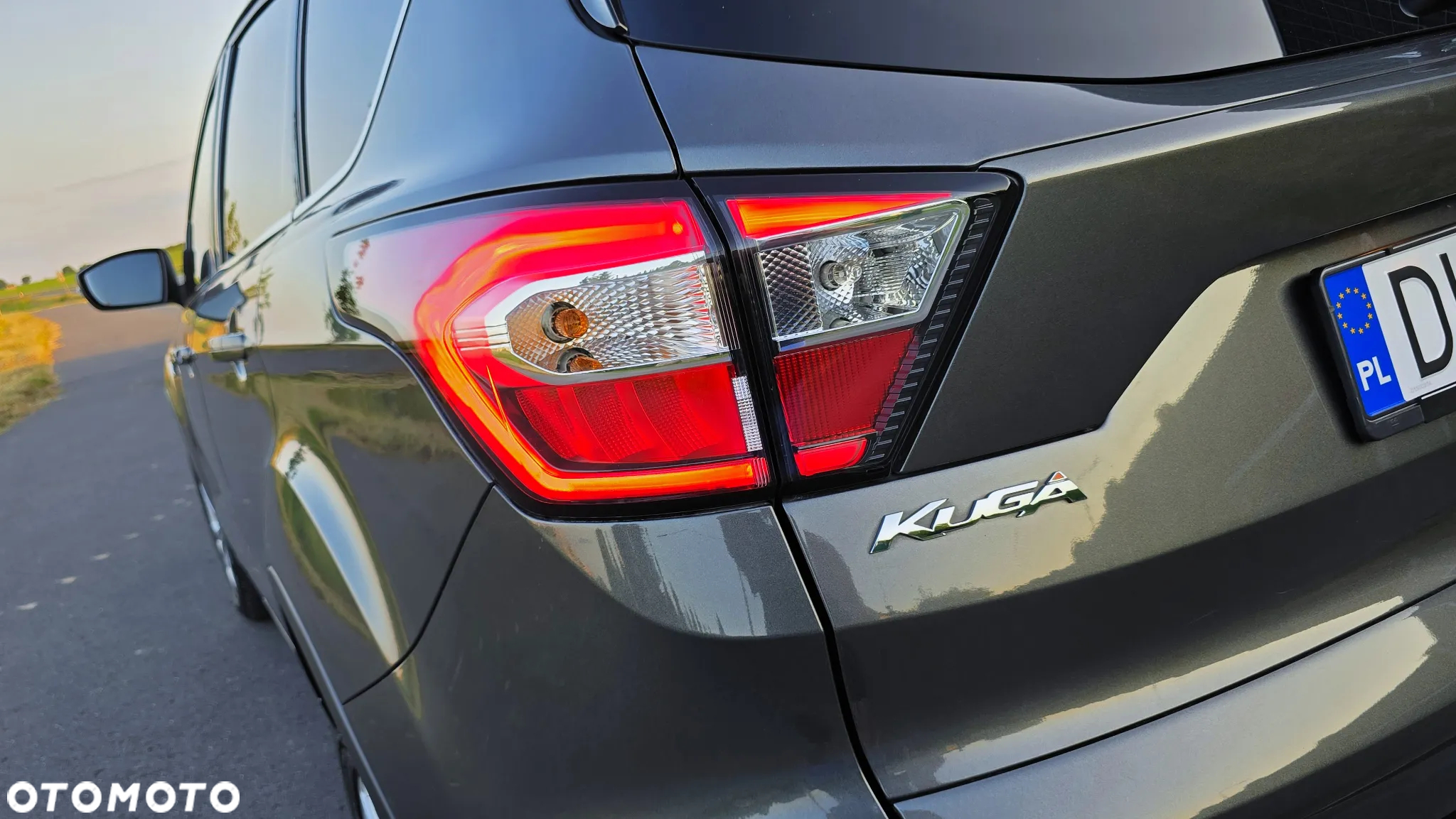 Ford Kuga 1.5 EcoBoost 2x4 Titanium - 15