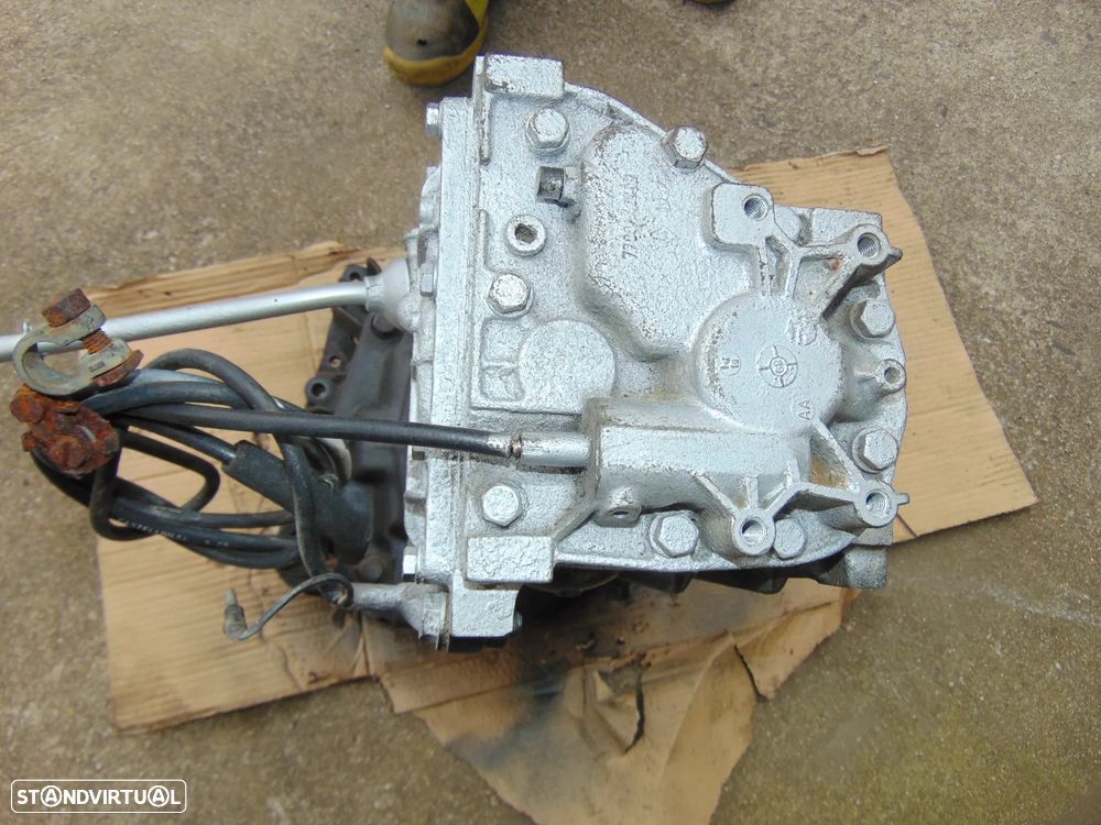 Renault 4L caixa velocidades - 2