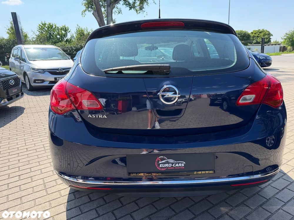 Opel Astra 1.6 ENERGY - 4