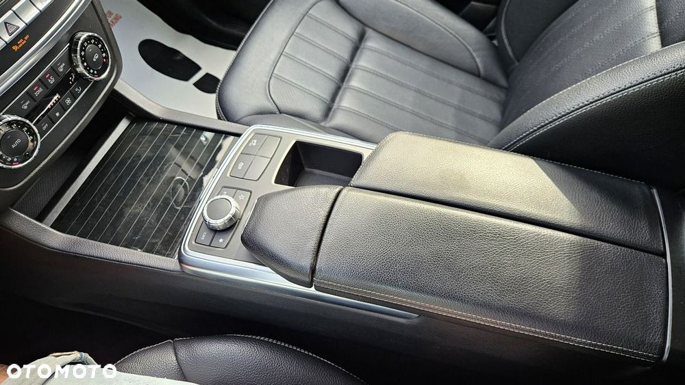 Mercedes-Benz GL - 34