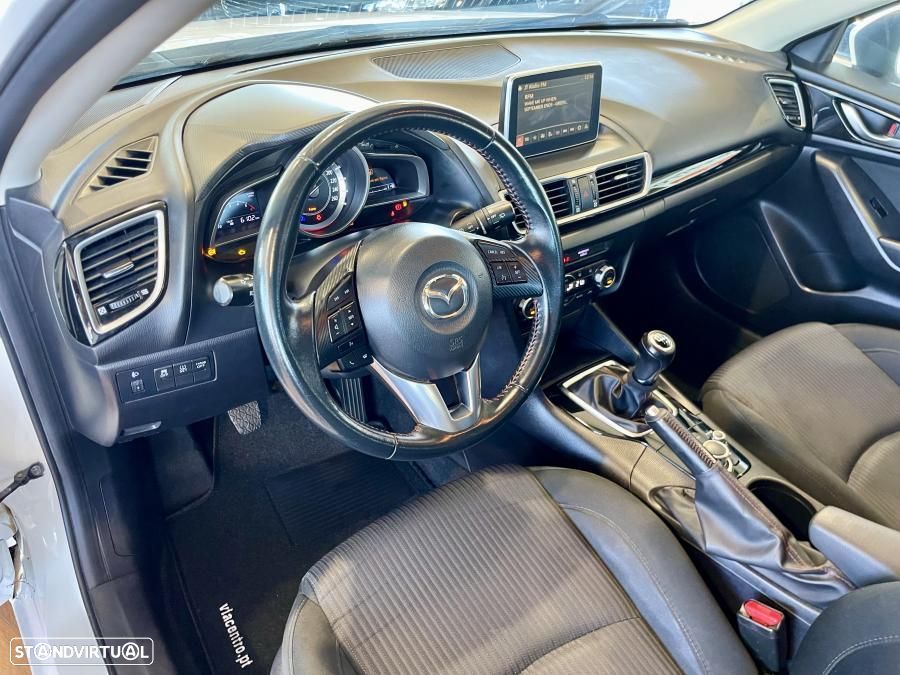 Mazda 3 - 9
