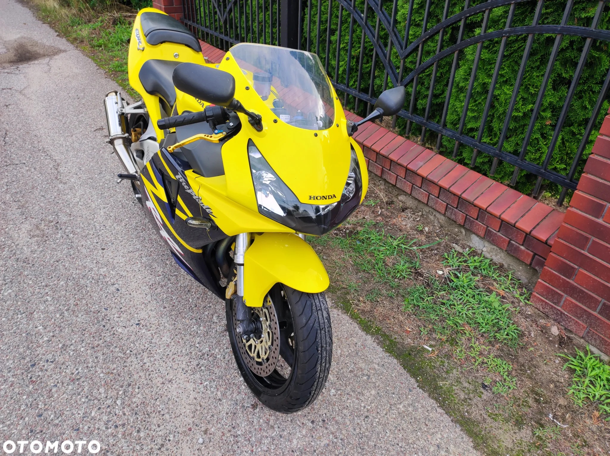 Honda CBR - 4