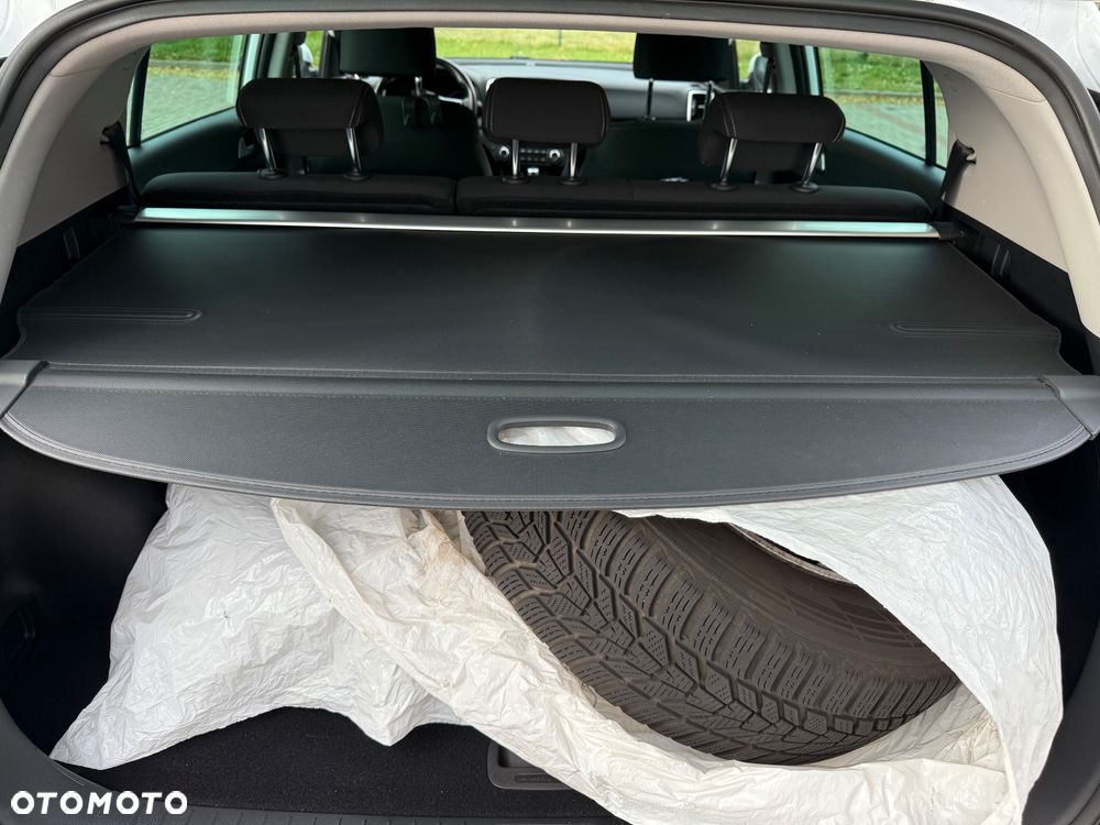 Kia Sportage 1.6 CRDI 2WD SPIRIT - 9