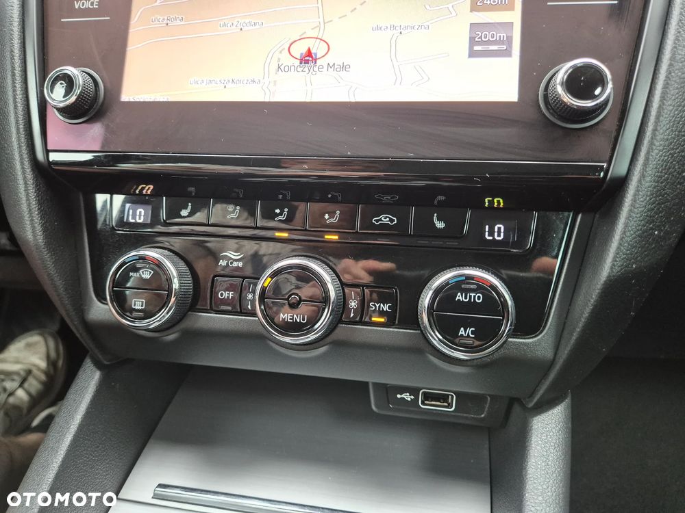 Skoda Octavia 1.6 TDI DSG Ambition - 17