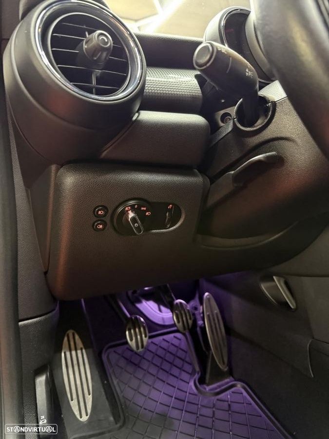 MINI Cabrio - 11