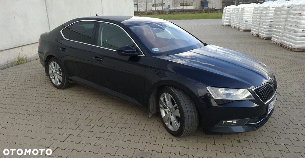 Skoda Superb 2.0 TDI Style - 10