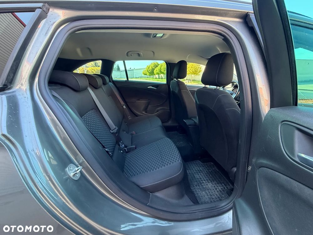 Opel Astra 1.2 T Elegance S&S - 33