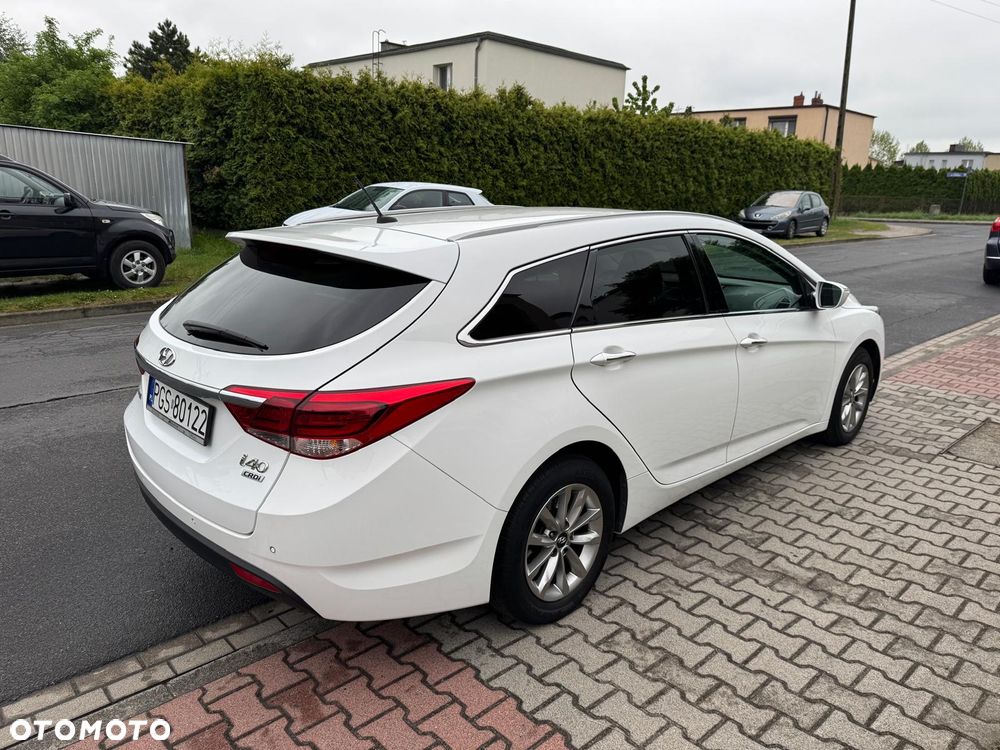 Hyundai i40 Kombi blue 1.7 CRDi Style - 24