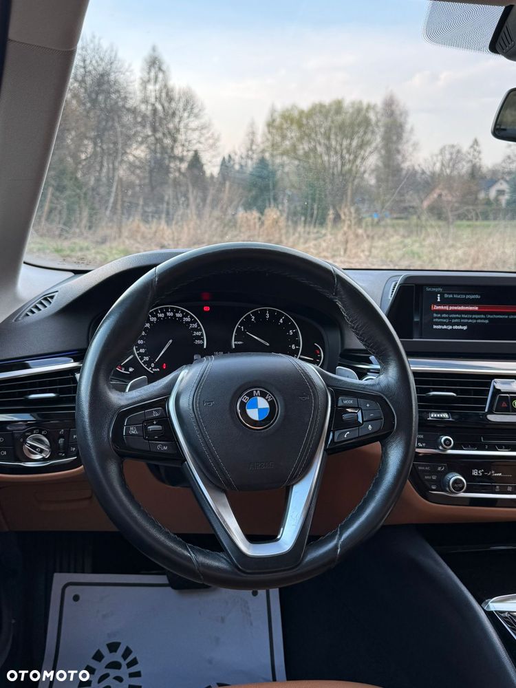 BMW Seria 5 - 30