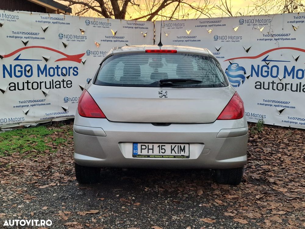 Peugeot 308 1.6HDi Premium Pack Aut - 10