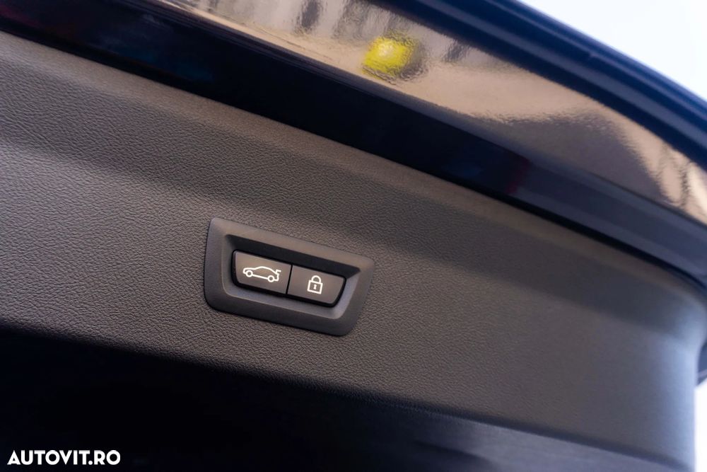 BMW X4 xDrive20d AT MHEV - 38