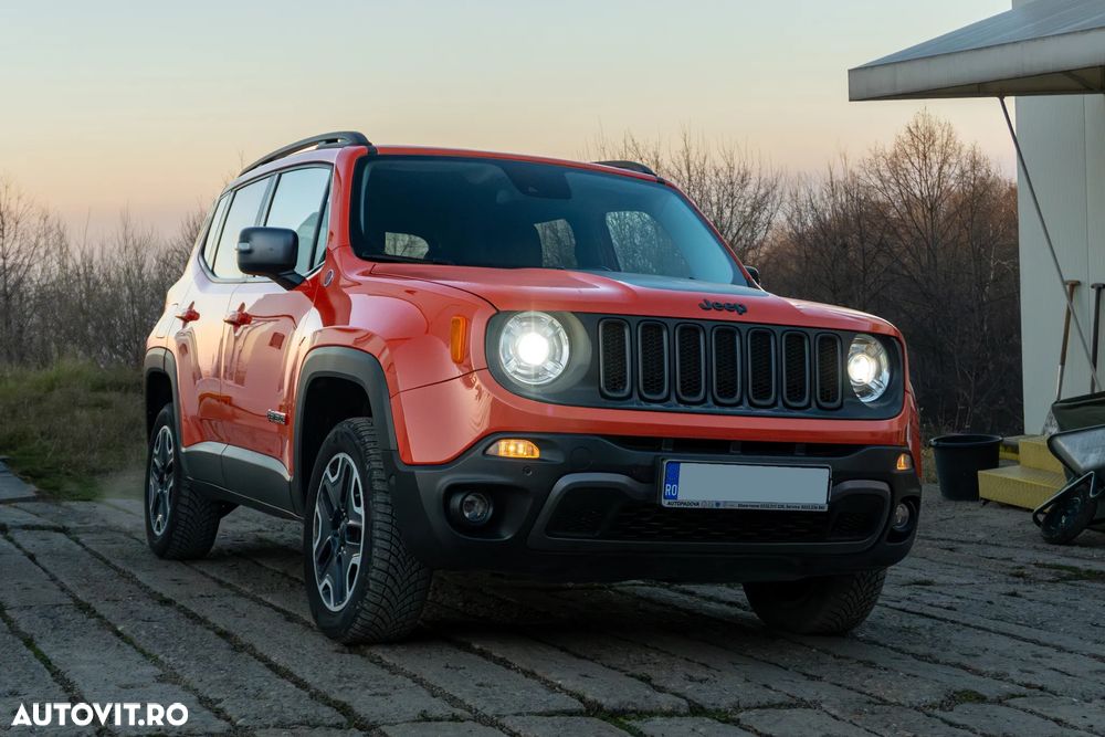 Jeep Renegade 2.0 M-Jet 4x4 AT Trailhawk - 1