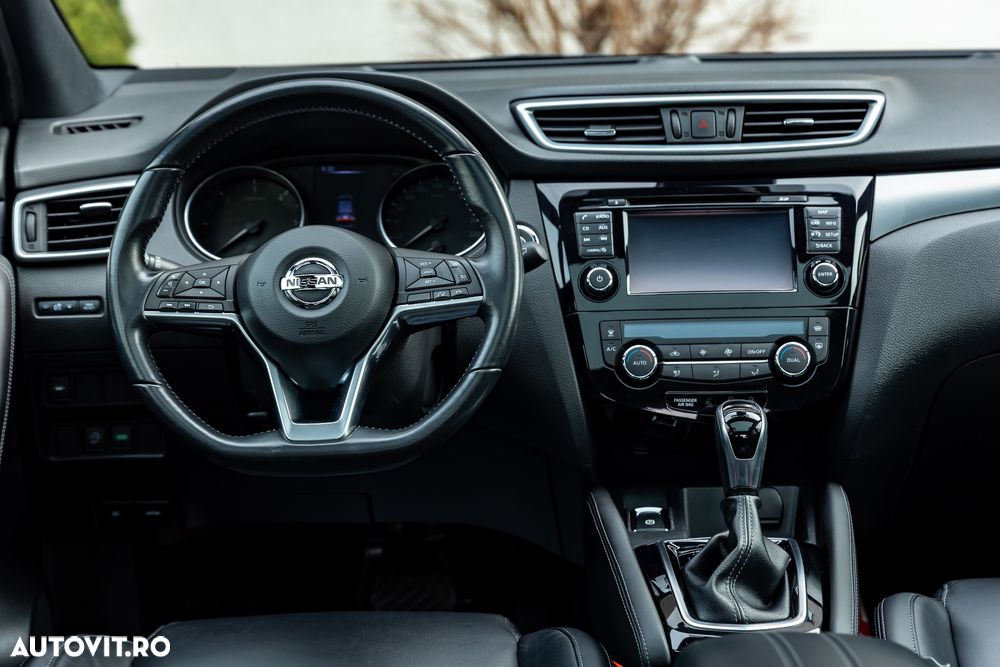 Nissan Qashqai 1.6 DCI Start/Stop X-TRONIC Tekna - 21