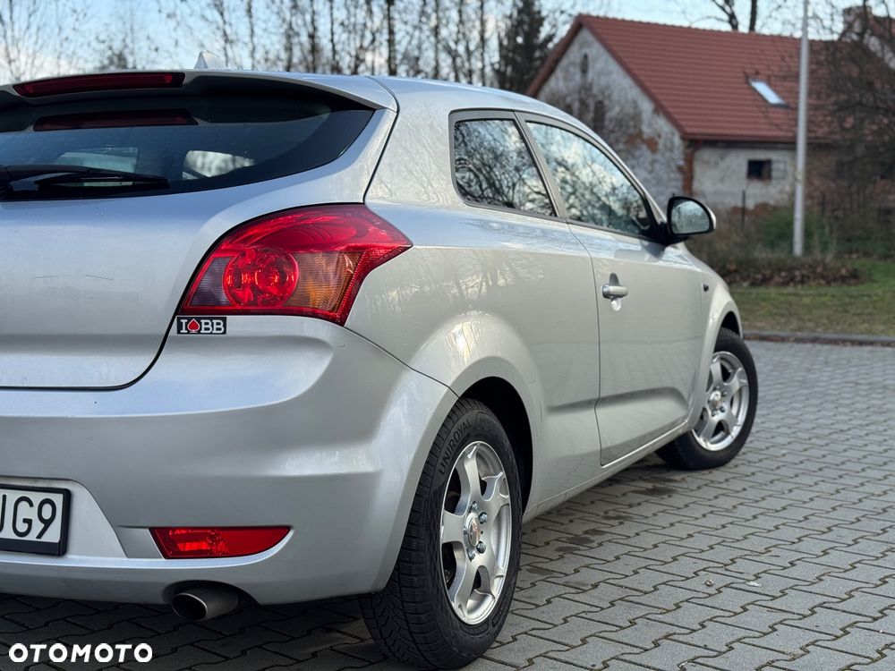 Kia Ceed 1.6 Comfort - 13