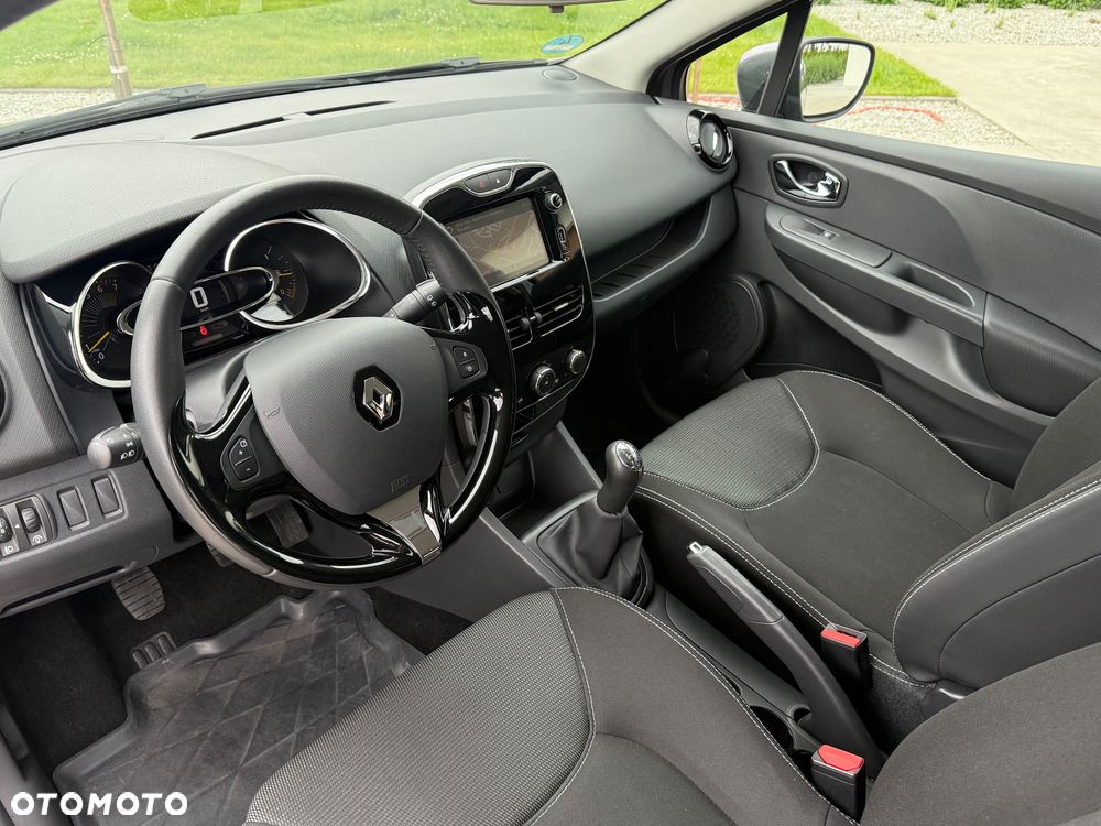 Renault Clio 1.2 16V 75 Experience - 14
