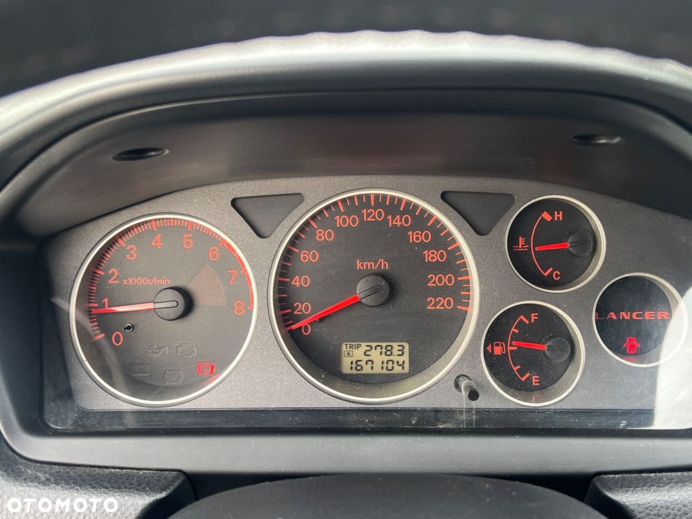 Mitsubishi Lancer 1.6 Sport - 16