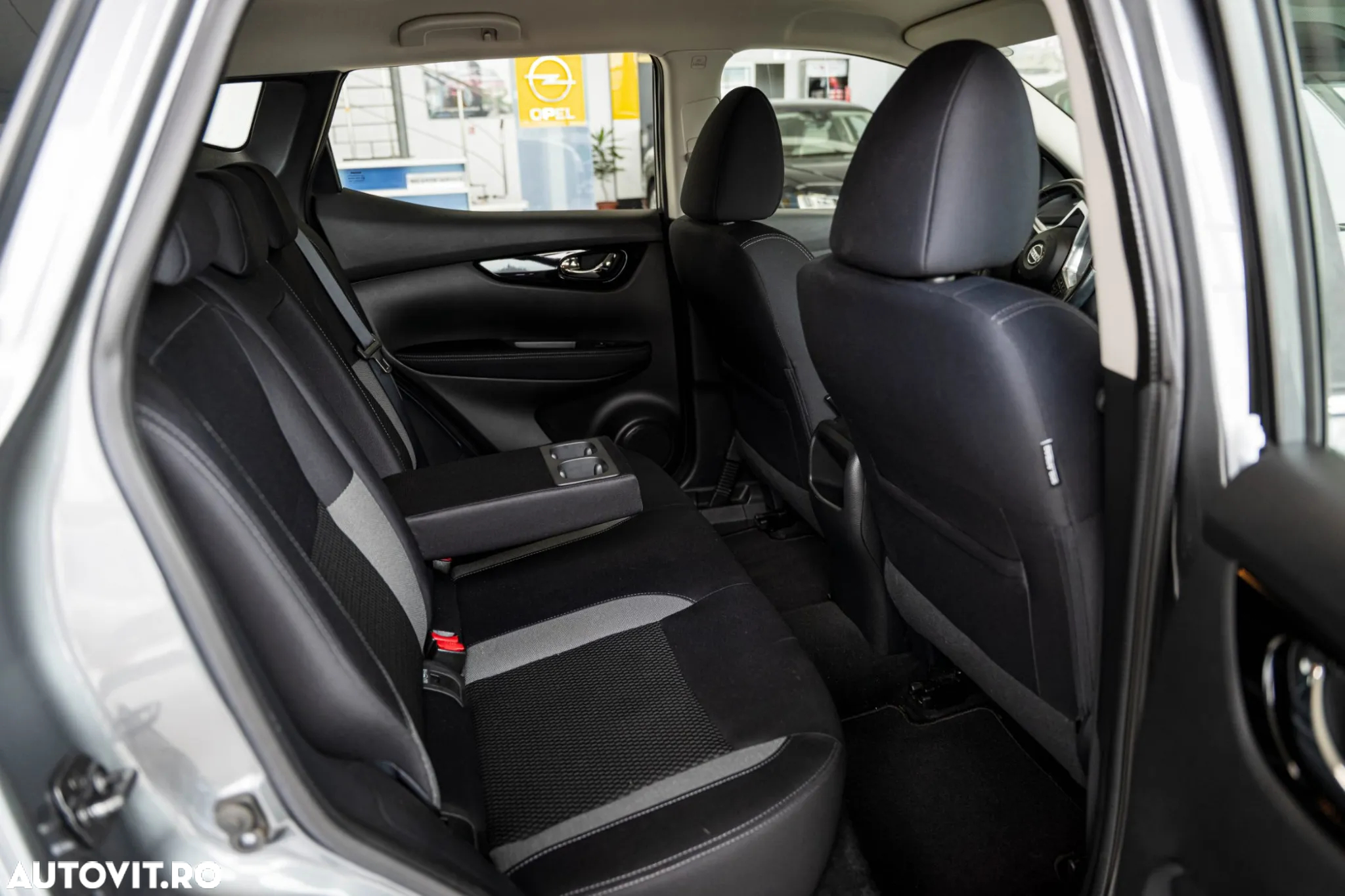 Nissan Qashqai 1.5 DCI Start/Stop Visia - 8
