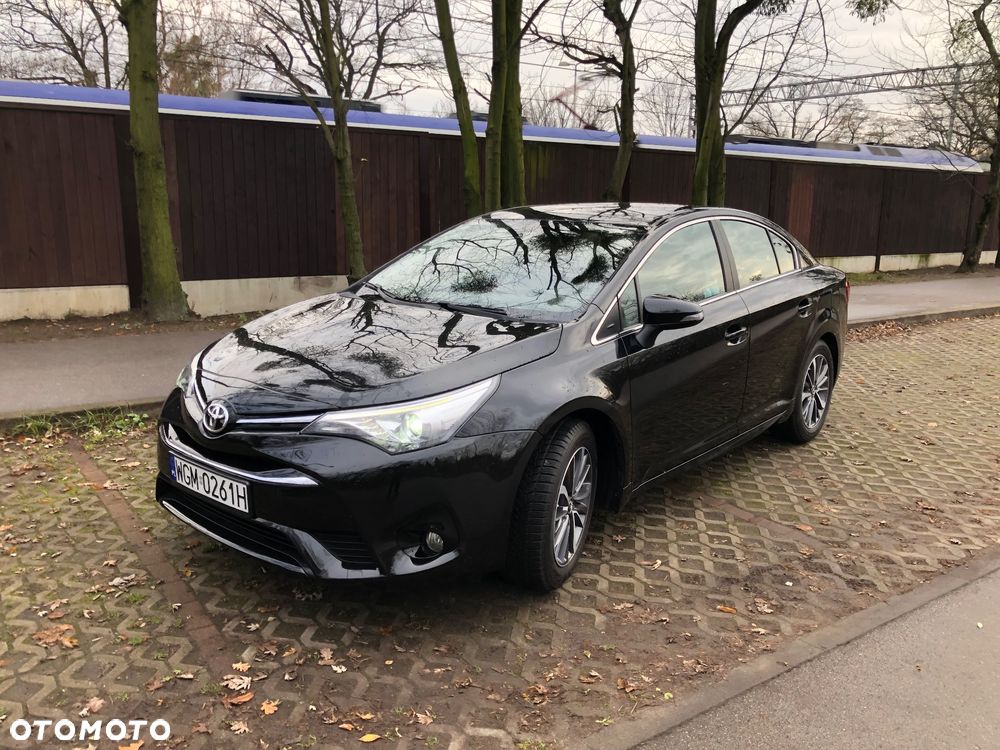 Toyota Avensis 2.0 D-4D Premium - 5