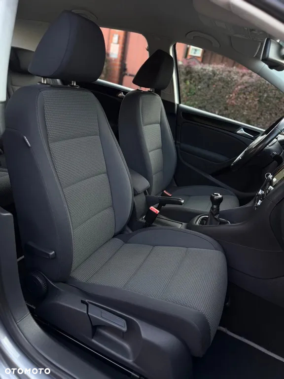 Volkswagen Golf 1.4 TSI Highline - 32