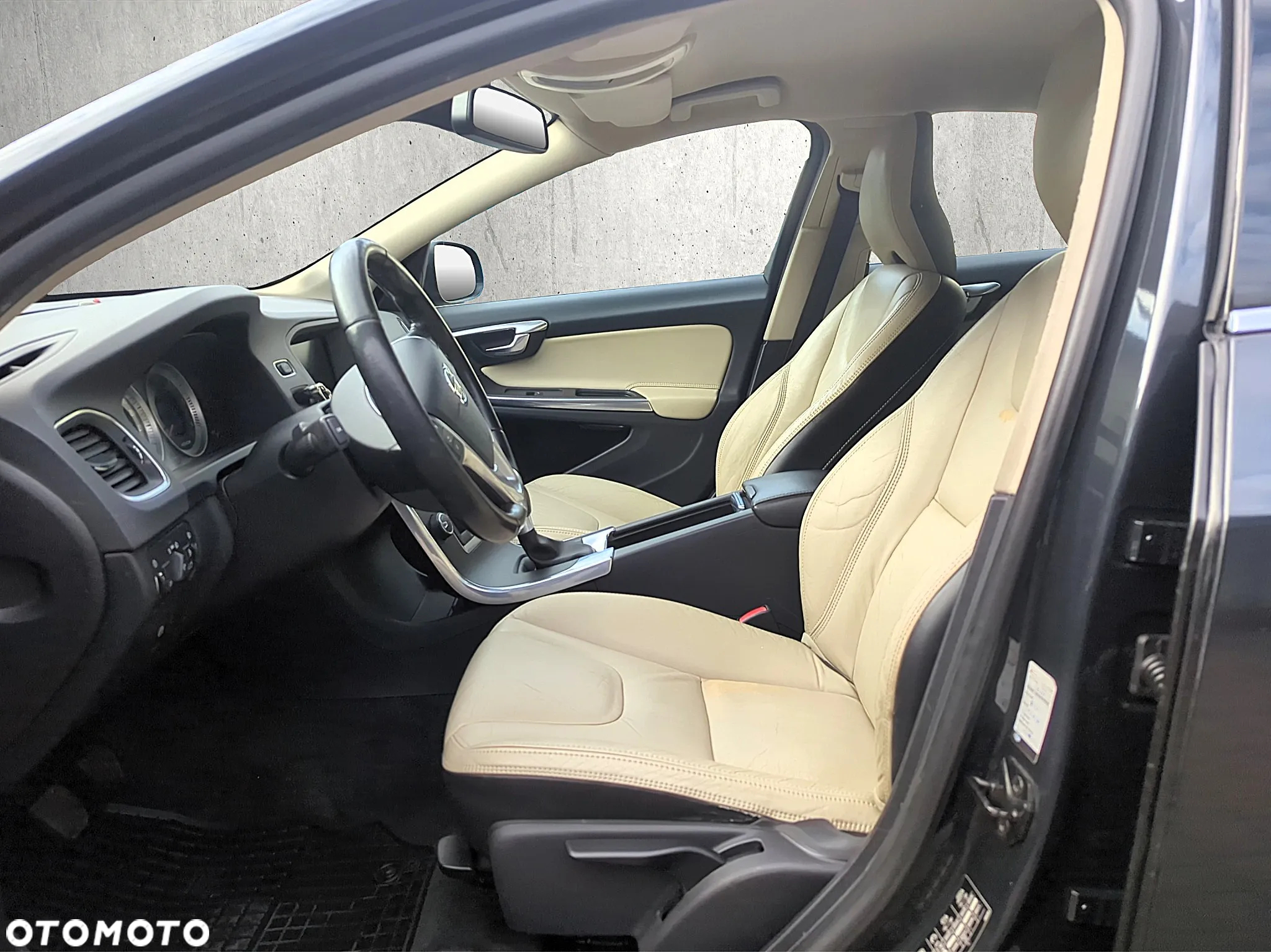 Volvo S60 D3 Summum - 10