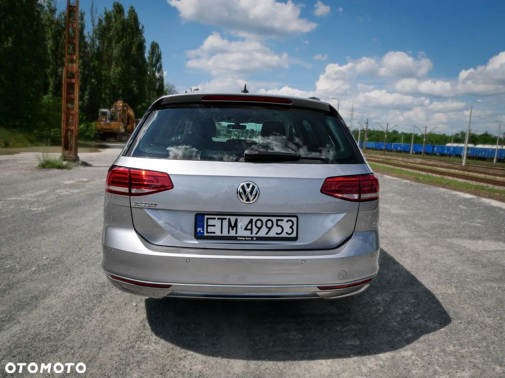 Volkswagen Passat 2.0 TDI SCR DSG Highline - 15