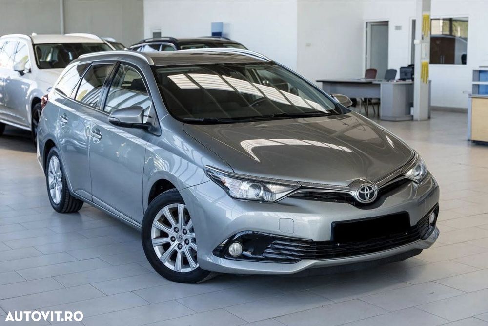 Toyota Auris 1.6 D-4D Comfort - 2