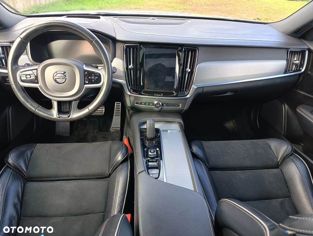 Volvo V90 - 19