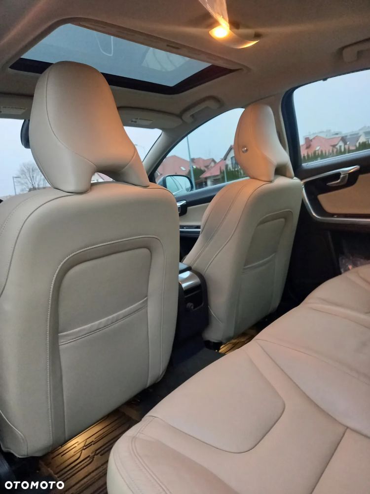 Volvo S60 T5 AWD Geartronic Momentum - 10