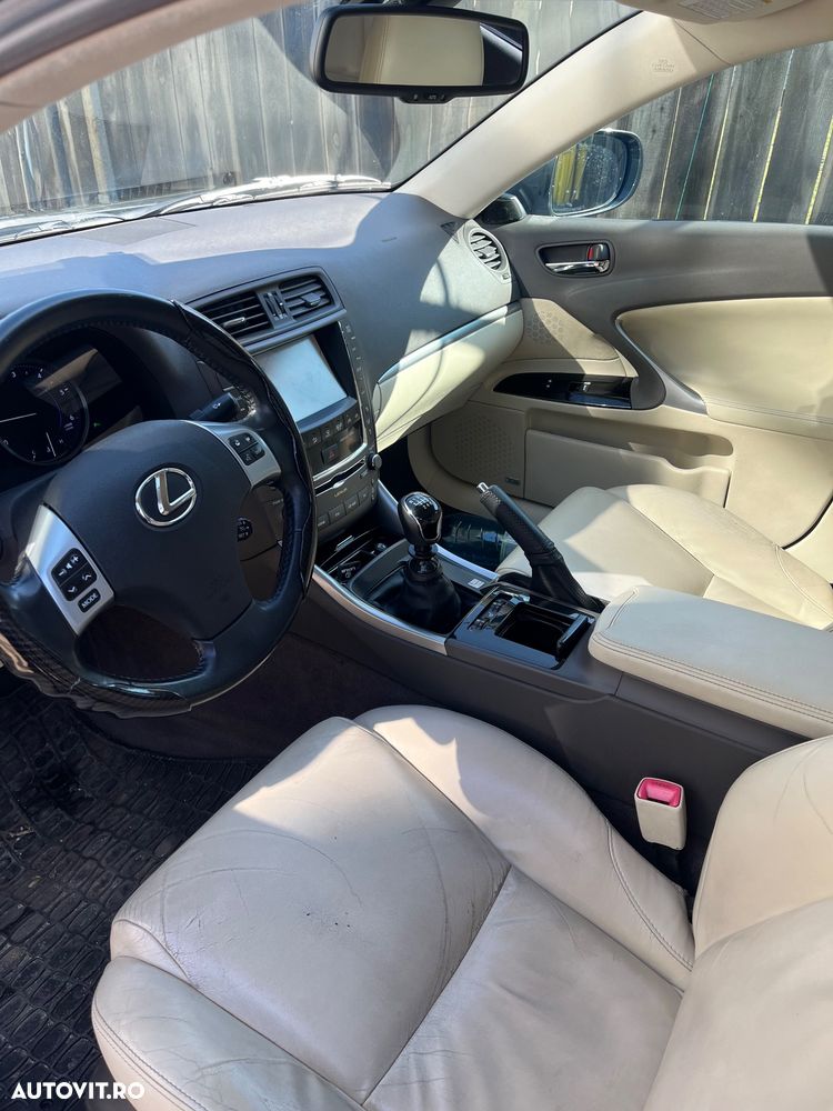 Lexus Seria IS 200d Luxury - 5