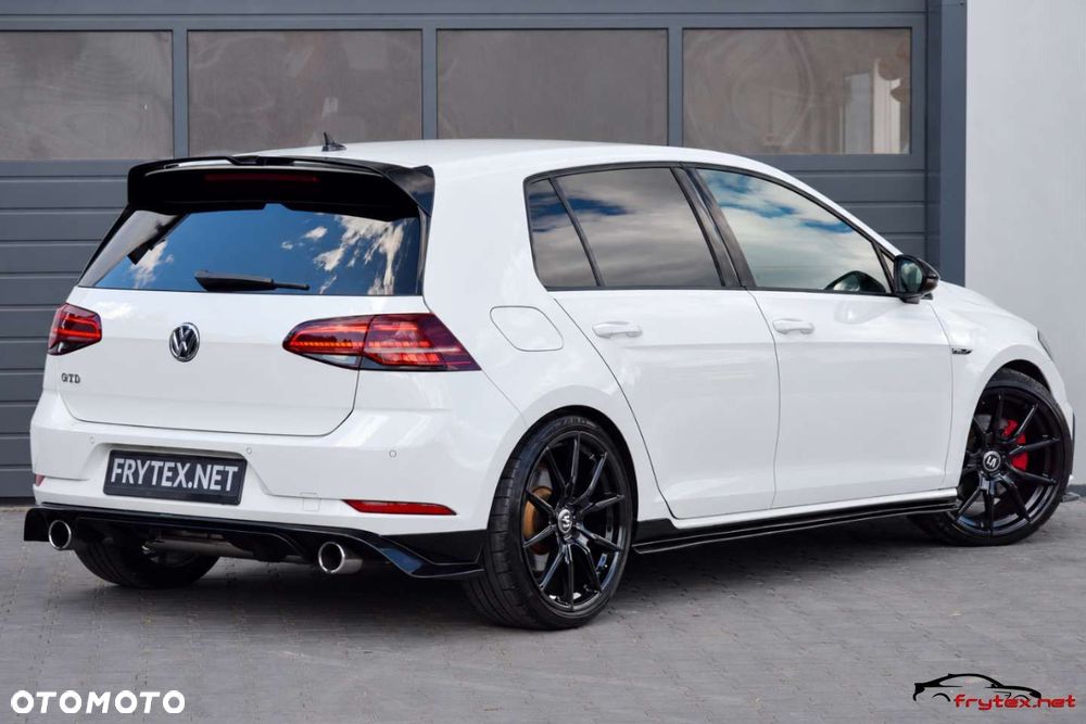 Volkswagen Golf - 14