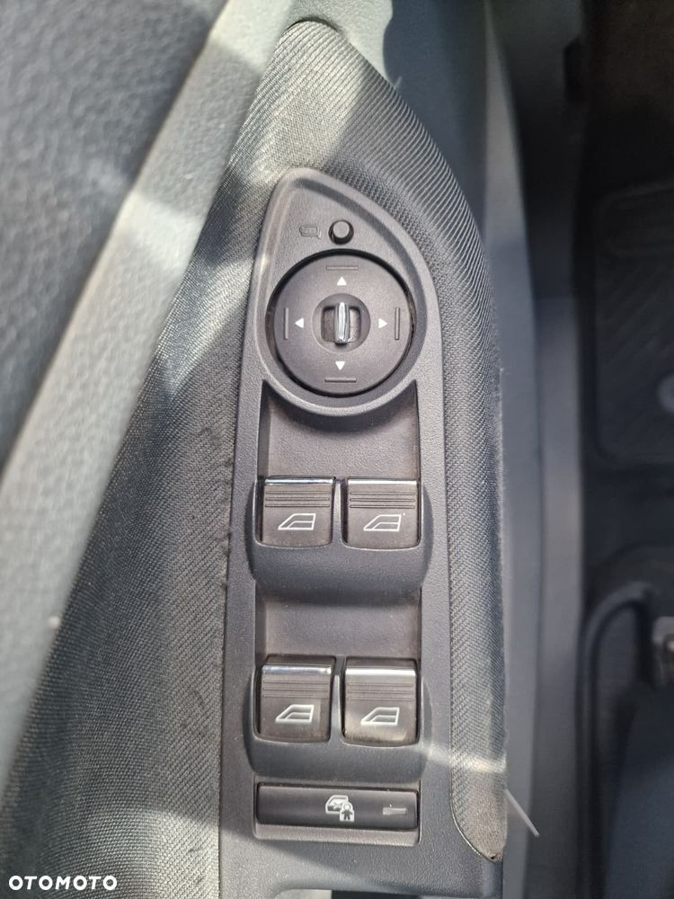 Ford C-MAX 2.0 TDCi SYNC Edition - 11