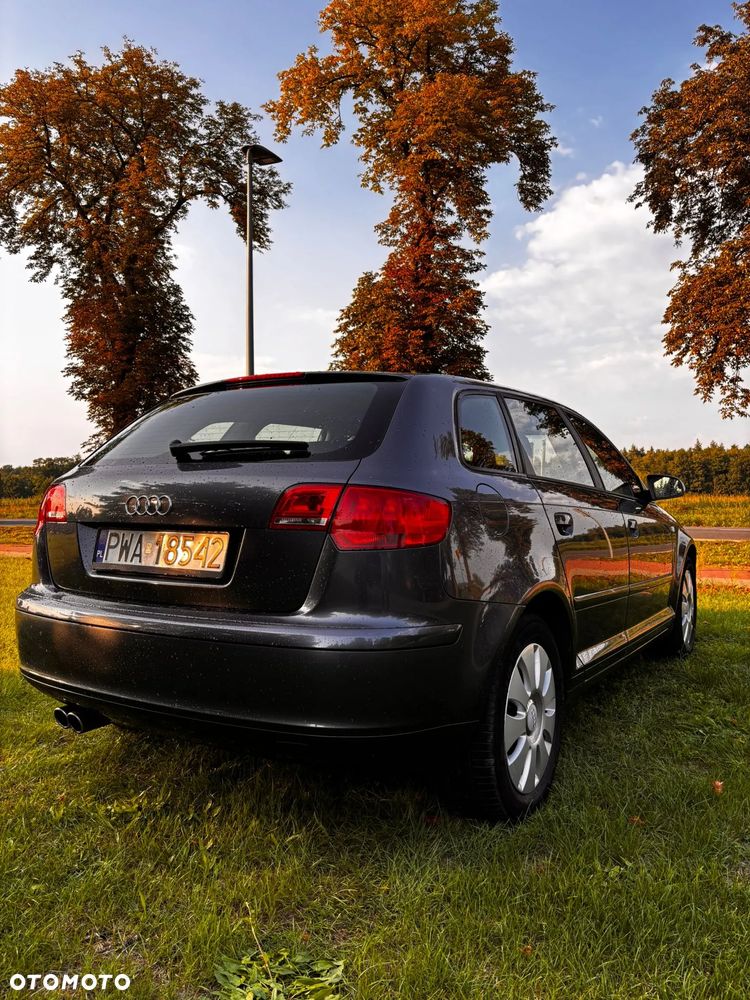 Audi A3 3-drzwiowe 2.0 FSI Attraction - 7