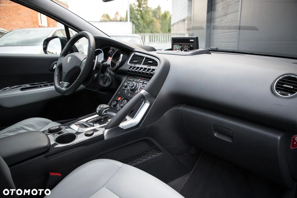 Peugeot 3008 - 16