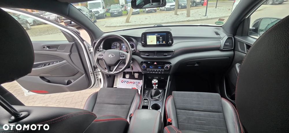 Hyundai Tucson 1.6 GDi 2WD N Line - 36