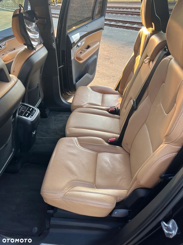 Volvo XC 90 D5 AWD Inscription 7os - 11