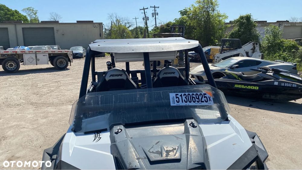 Polaris RZR - 9