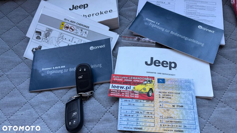 Jeep Cherokee - 31
