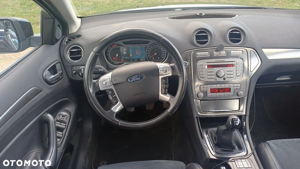Ford Mondeo 2.0 Platinium X - 10