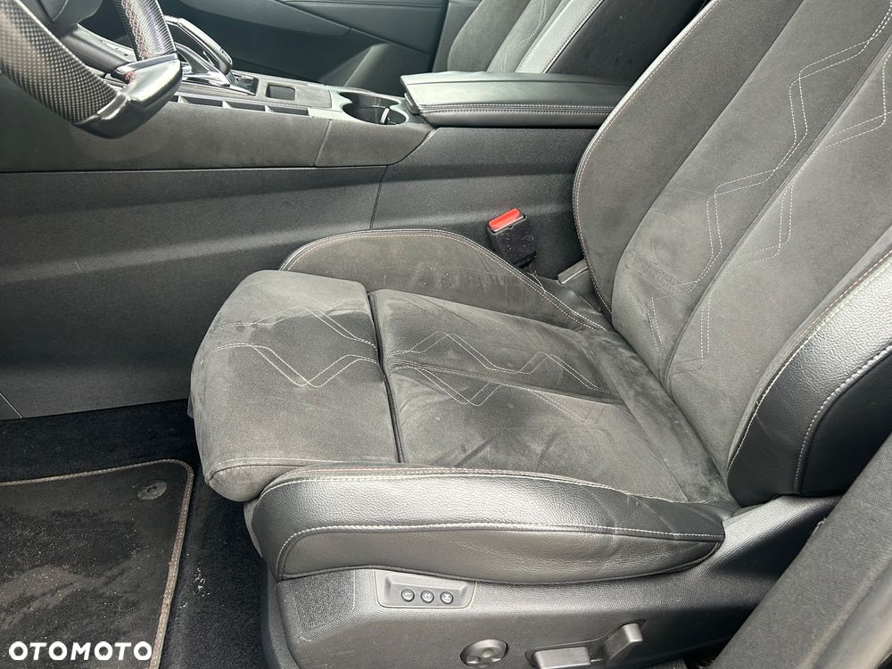 DS Automobiles DS 7 Crossback 2.0 BlueHDi Performance Line + - 7
