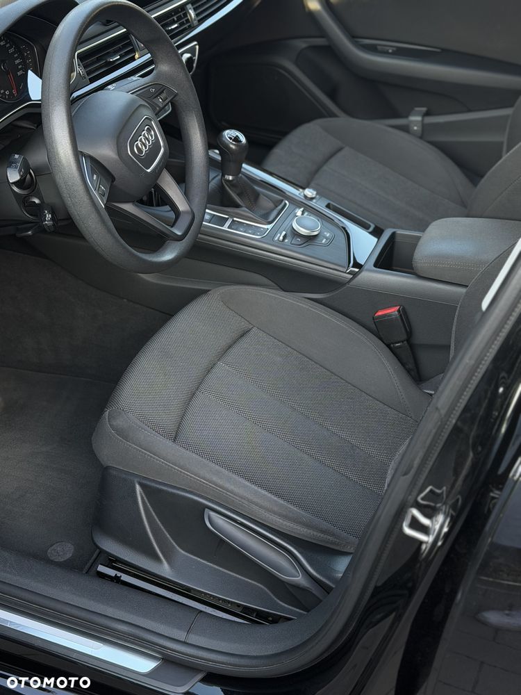 Audi A4 Avant 2.0 TDI - 27