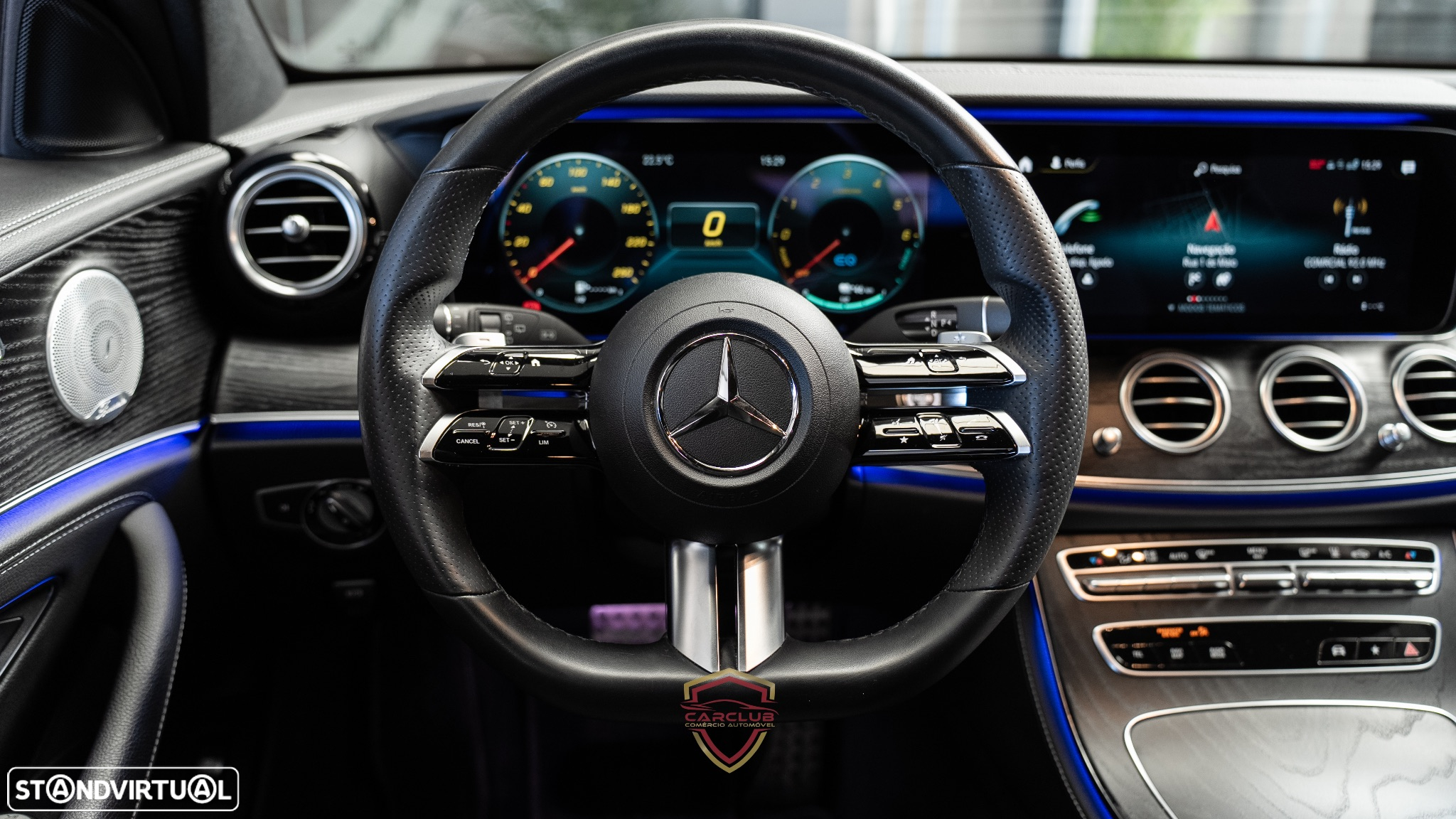 Mercedes-Benz E 300 de AMG Line - 28