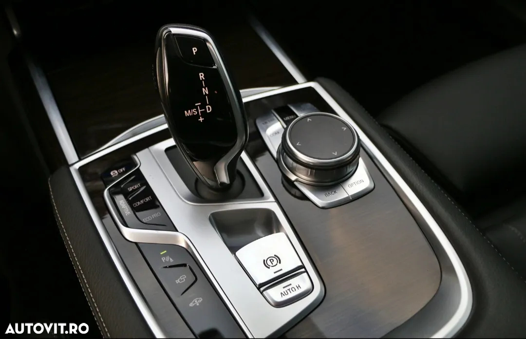 BMW Seria 7 730d - 23