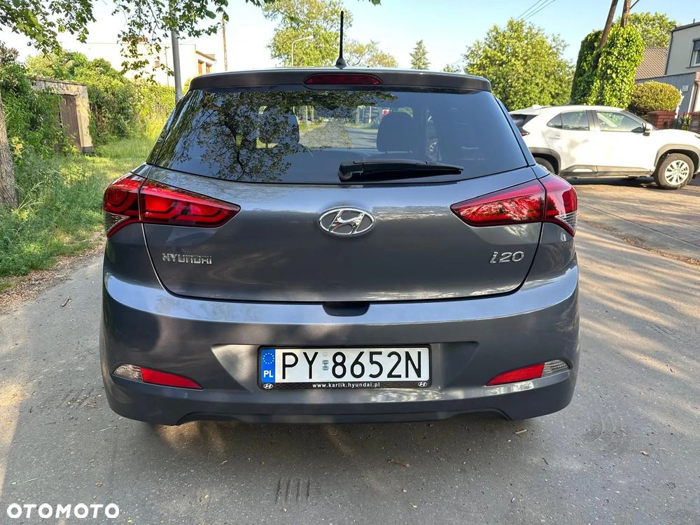 Hyundai i20 1.2 Passion - 10