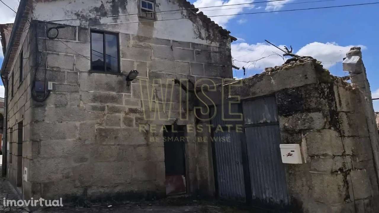 Moradia T3 - Lagares da Beira - Grande imagem: 2/32