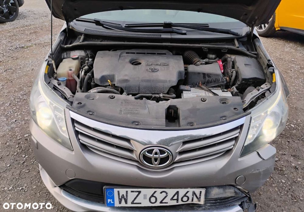 Toyota Avensis - 6